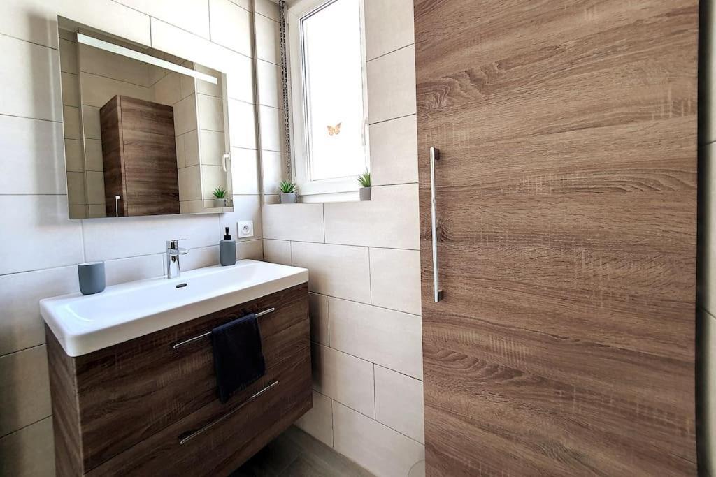 شقة Chic - Proche Hypercentre - Renove - Lumineux ستراسبورغ المظهر الخارجي الصورة